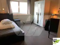 Asuntolaiva myynnissä