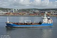 Oil/Chemical tanker Myytävänä