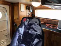 Troolari myynnissä