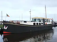Proomu Myytävänä