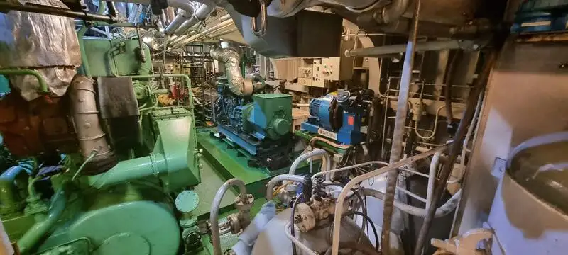 Vetolaiva myynnissä