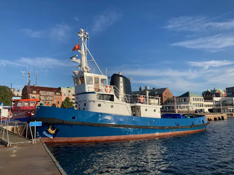 Vetolaiva myynnissä