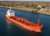 Oil/Chemical tanker Myytävänä