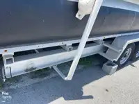 Ponttoni myynnissä