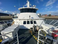 Tuulipuistoaluksen huoltoalus myynnissä