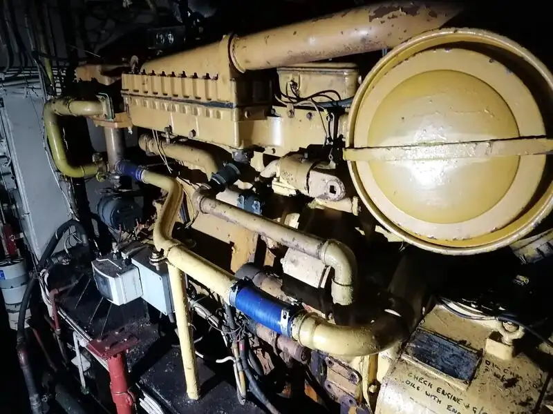 Hinausvene Myytävänä