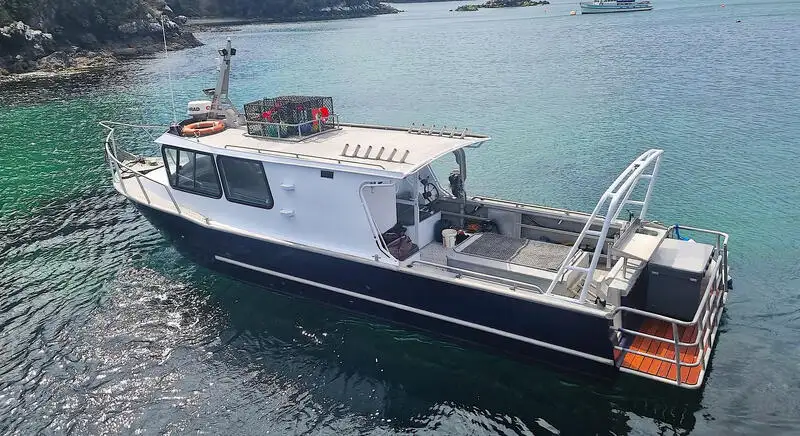 Kalastustroolari Myytävänä