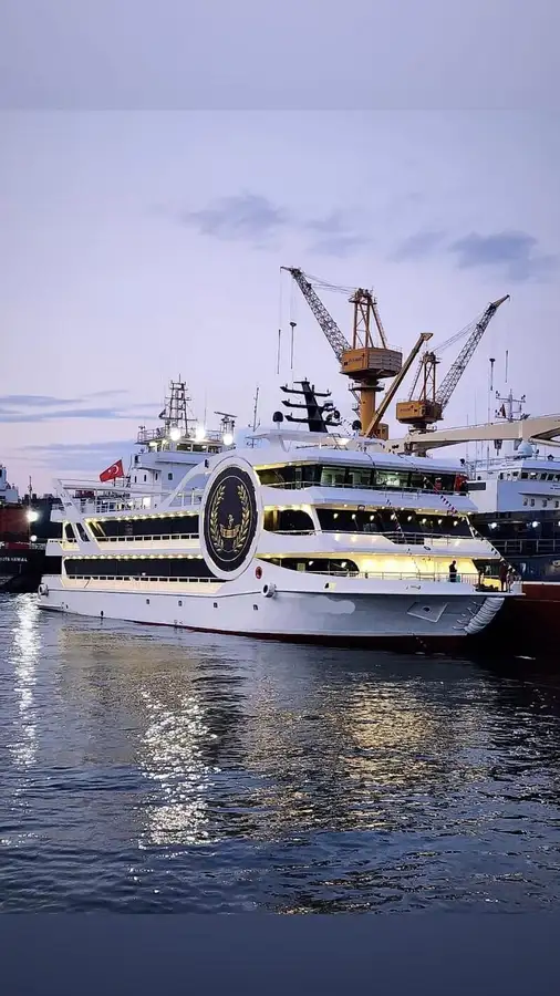 Moottorialus Myytävänä