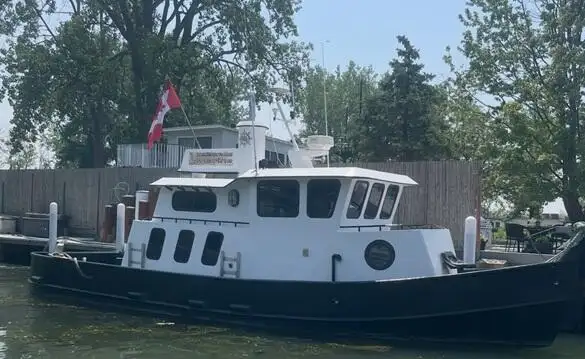 Hinausvene Myytävänä