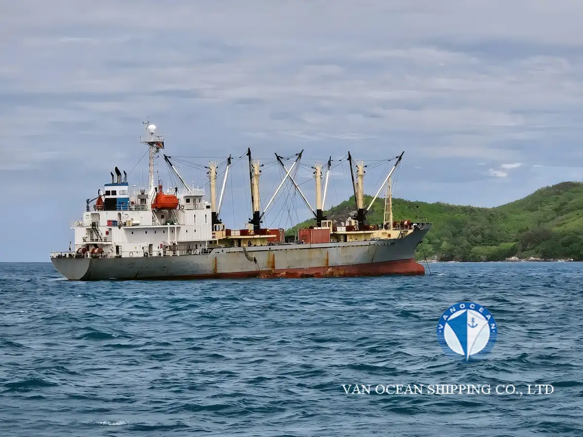 Kylmälaiva Myytävänä