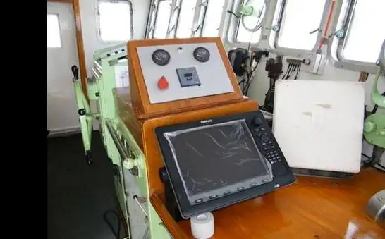 Pitkäsiima-alus Myytävänä