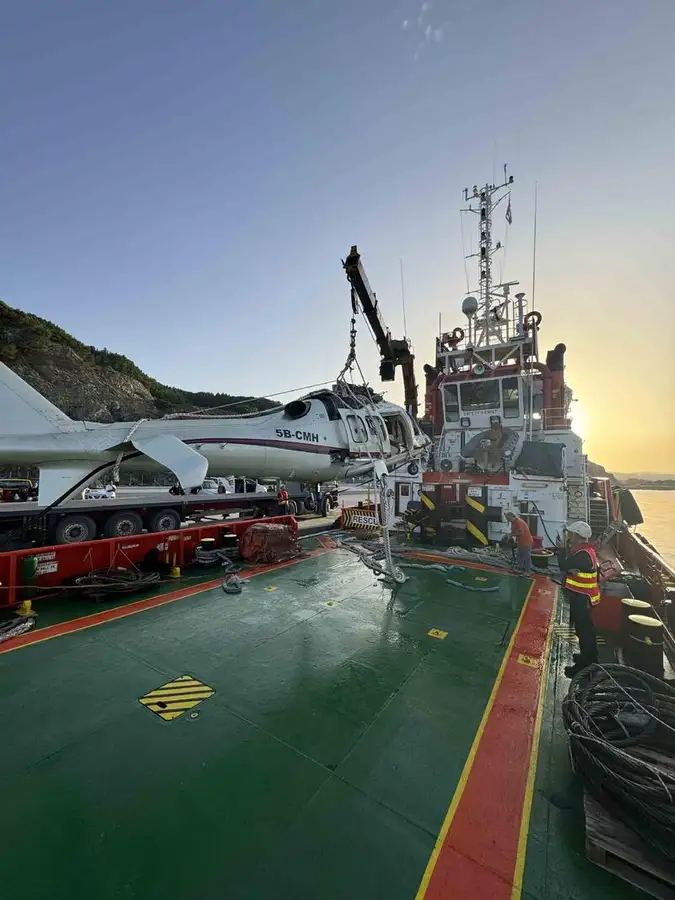 Hinausvene Myytävänä