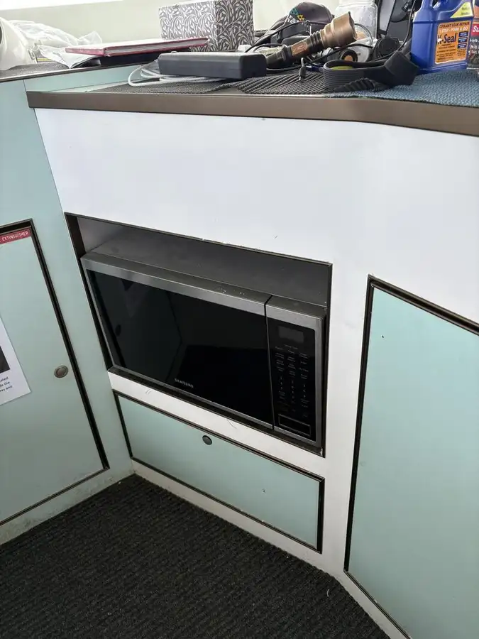 Kalanjalostusalus Myytävänä