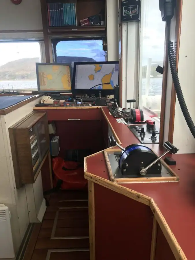 Hinausvene Myytävänä