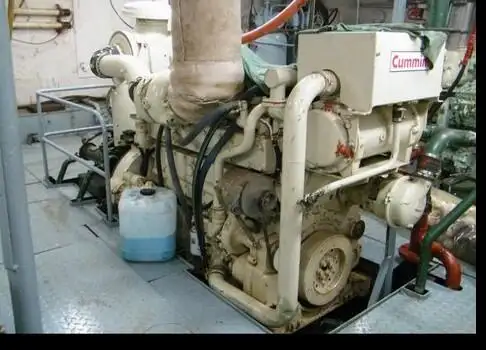 Pitkäsiima-alus Myytävänä