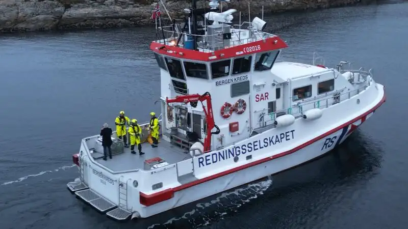 Hinausvene Myytävänä