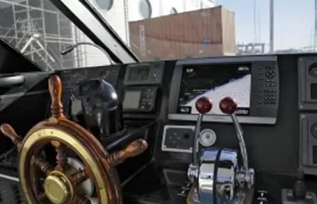 Moottorialus Myytävänä