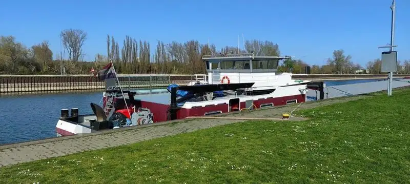 Irtolastialus Myytävänä