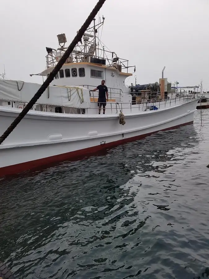 Pitkäsiima-alus Myytävänä