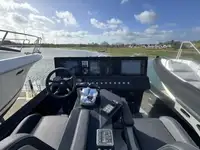 Jäykkä puhallettava vene Myytävänä