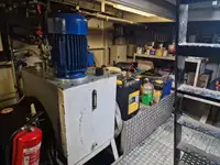 Hinausvene Myytävänä