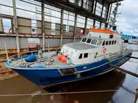 Partiovene Myytävänä