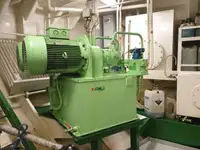 Hinausvene Myytävänä