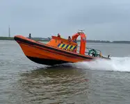 Jäykkä puhallettava vene Myytävänä