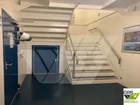 Majoitusproomu Myytävänä