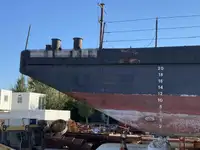 Hinausvene Myytävänä