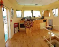 Hinausvene Myytävänä