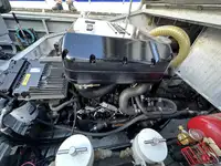 Partiovene Myytävänä